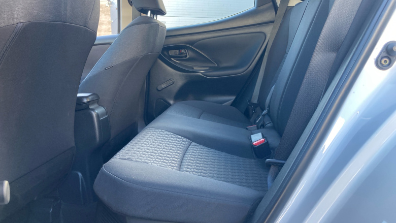 Toyota Yaris 1.5 Hybrid Icon 5dr CVT Hybrid Hatchback